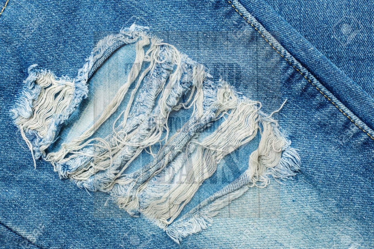 Jeans that men should have in their wardrobe for coming winter: