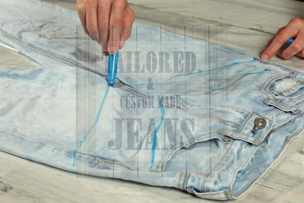 Reusing Old Jeans in Several Ways!